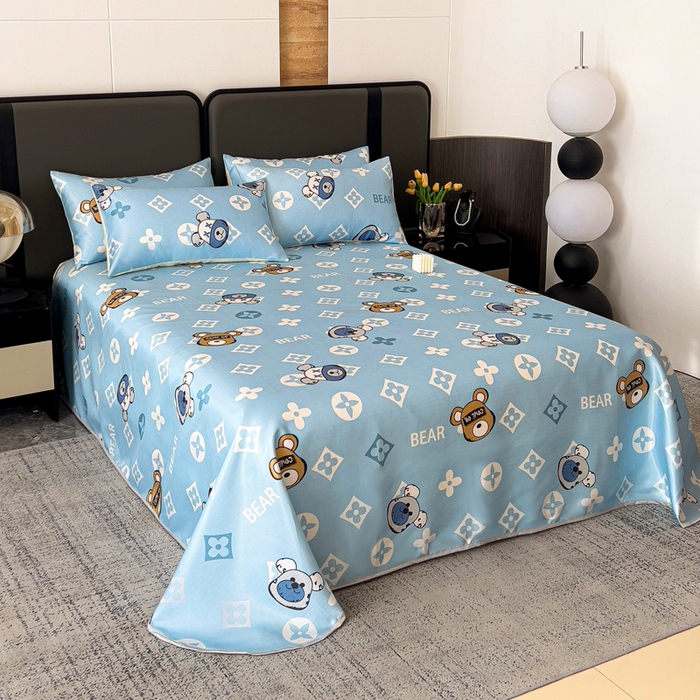 91家纺网 家纺一手货源 找家纺 纽缦家纺 2025新款印花冰丝防滑床单 软萌熊宝蓝