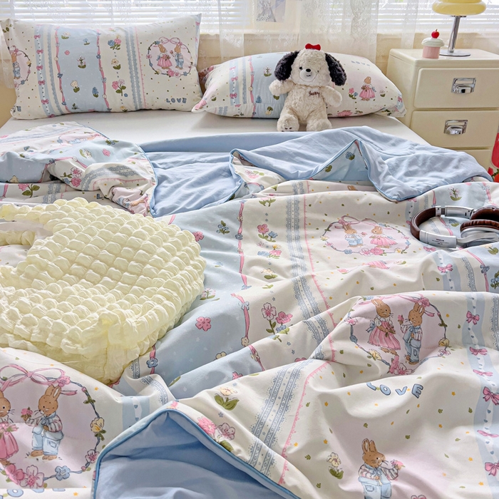 91家纺网 家纺一手货源 找家纺 2025春夏新款嵌绳款云柔水洗棉单夏被夏凉被空调被 嵌绳夏被-爱尔庄园