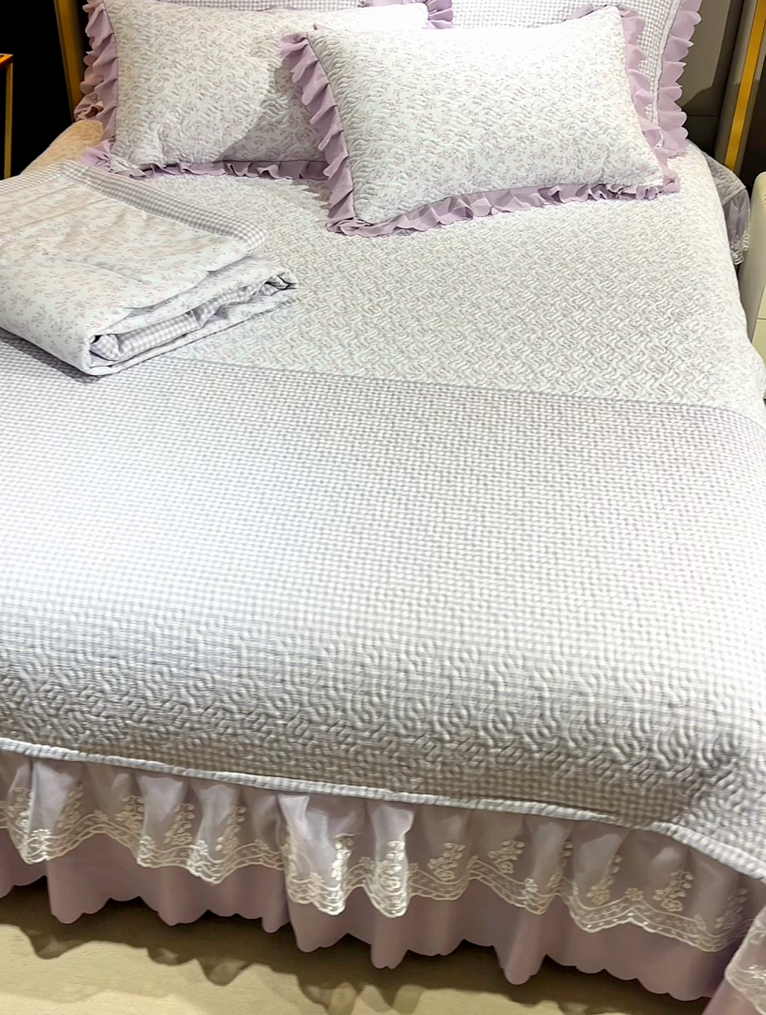 91家纺网 家纺一手货源 找家纺 梦柏 2025新款韩版双层纱夹棉绗缝床盖夏被四件套 清风