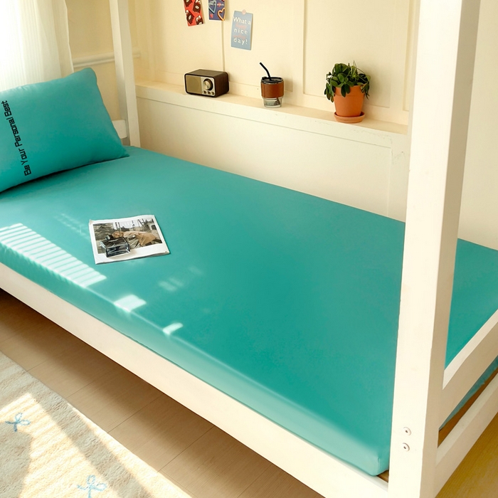 91家纺网 家纺一手货源 找家纺 纽缦家纺 2025新款纯色提花学生冰丝床笠 薄荷绿