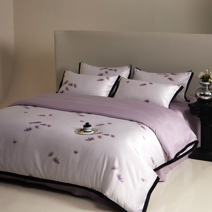 91家纺网 家纺一手货源 找家纺 优悦 2025新款冰丝数码印花四件套 如梦-紫