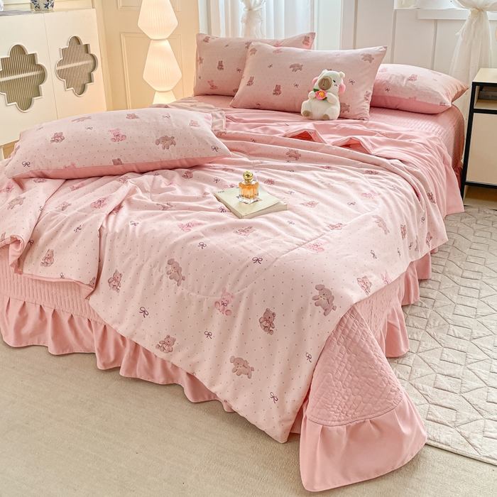 91家纺网 家纺一手货源 找家纺 一比一家纺 2025新款针织双层纱夏被床盖四件套单夏被单床盖单品 萌萌熊