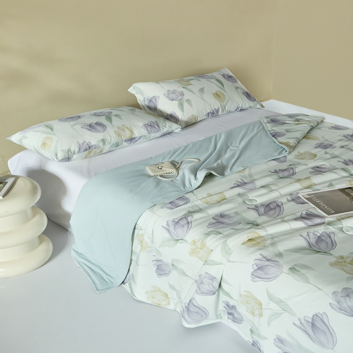 91家纺网 家纺一手货源 找家纺 2025春夏新款100%双面锦纶美式印花夏被凉感空调被 郁金香