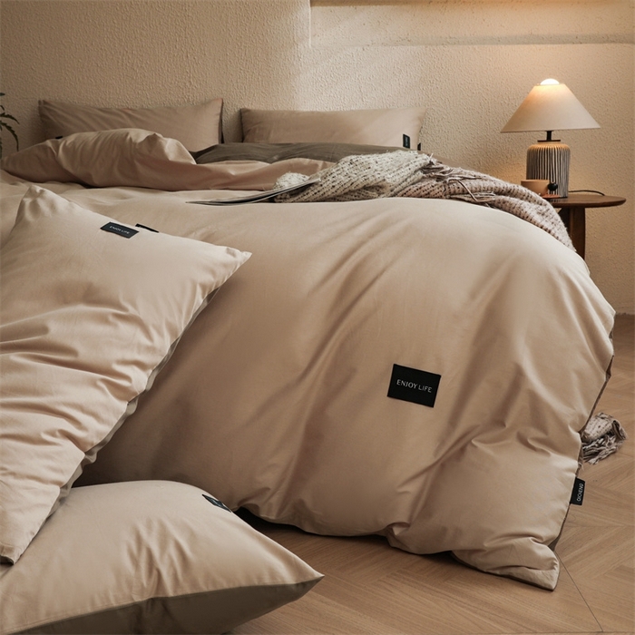 91家纺网 家纺一手货源 找家纺 启程2025新款全棉纯色双拼无印风四件套 杏仁+岩石灰