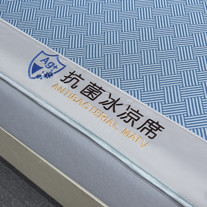 91家纺网 家纺一手货源 找家纺 999家纺 2025新款轻柔丝抗菌冰丝藤凉席（复合三明治款）宽包刺绣冰丝软席藤席 抗菌冰丝藤床笠-冰岛-优雅蓝