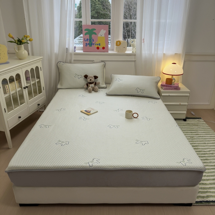 91家纺网 家纺一手货源 找家纺 金爱家 2025新款430克中分子豆豆席凉席席子 豆豆席-爱马仕绿