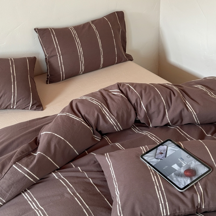 91家纺网 家纺一手货源 找家纺 山舍家居 2025新款全棉纯棉色织提花四件套-弗洛伦萨的落日 弗洛伦萨的落日-巧克力色