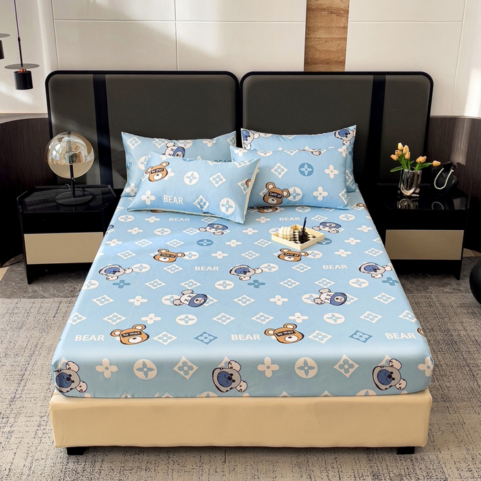 91家纺网 家纺一手货源 找家纺 纽缦家纺 2025新款印花冰丝床笠 软萌熊宝蓝