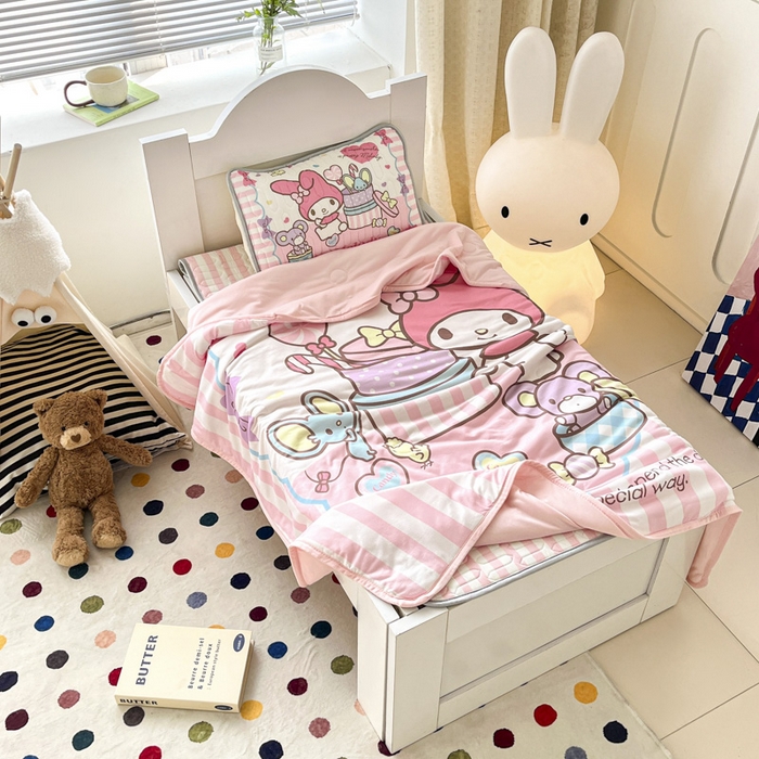 91家纺网 家纺一手货源 找家纺 花满路 2025新款儿童针织棉夏被 美乐蒂