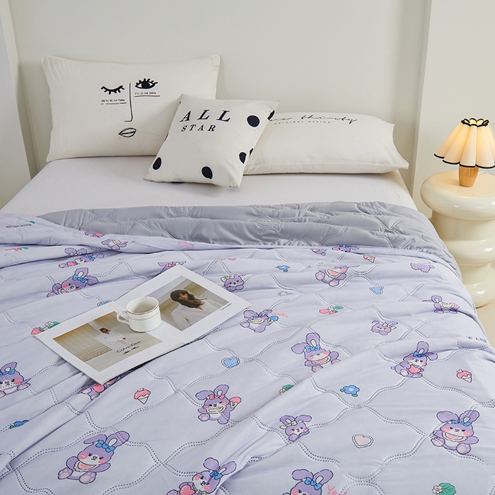 91家纺网 家纺一手货源 找家纺 被多多被业 2025新款凉感丝印花夏被夏凉被空调被 星黛兔-紫