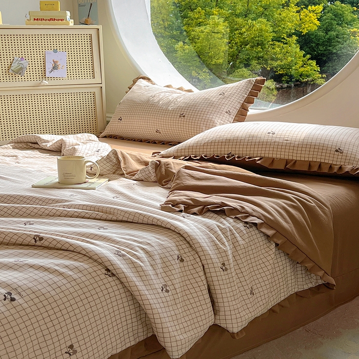 91家纺网 家纺一手货源 找家纺 欧尚 2025新款夏被四件套 格子樱桃