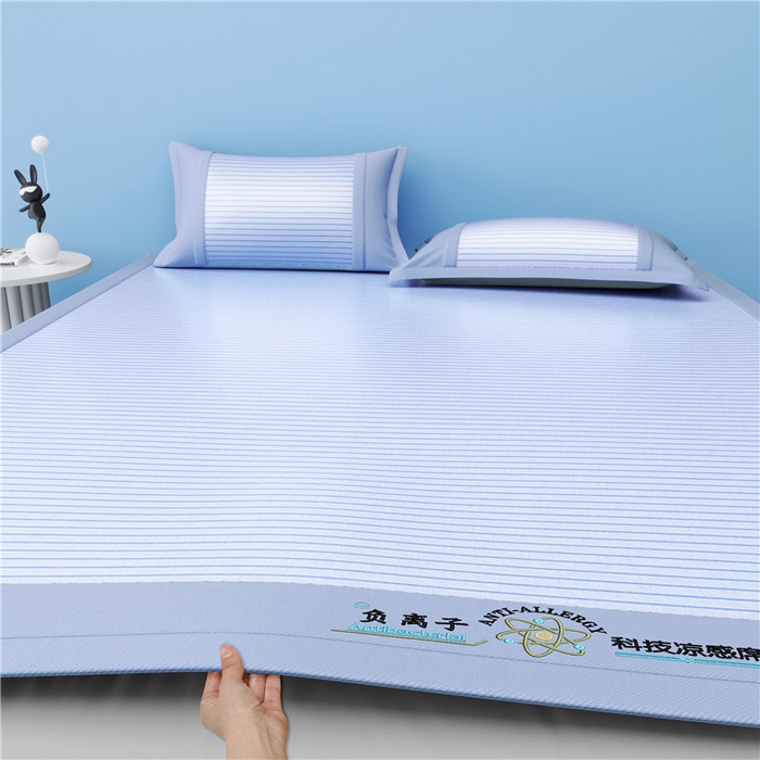 91家纺网 家纺一手货源 找家纺 悠米悠家 2025新款负离子+抗菌系列凉席床笠三件套 负离子蓝色