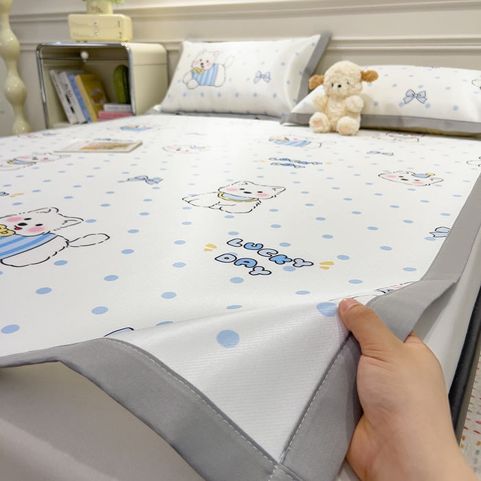 91家纺网 家纺一手货源 找家纺 摩妮卡 2025小清新数码冰丝席 碳光席三件套 蓝点萌犬