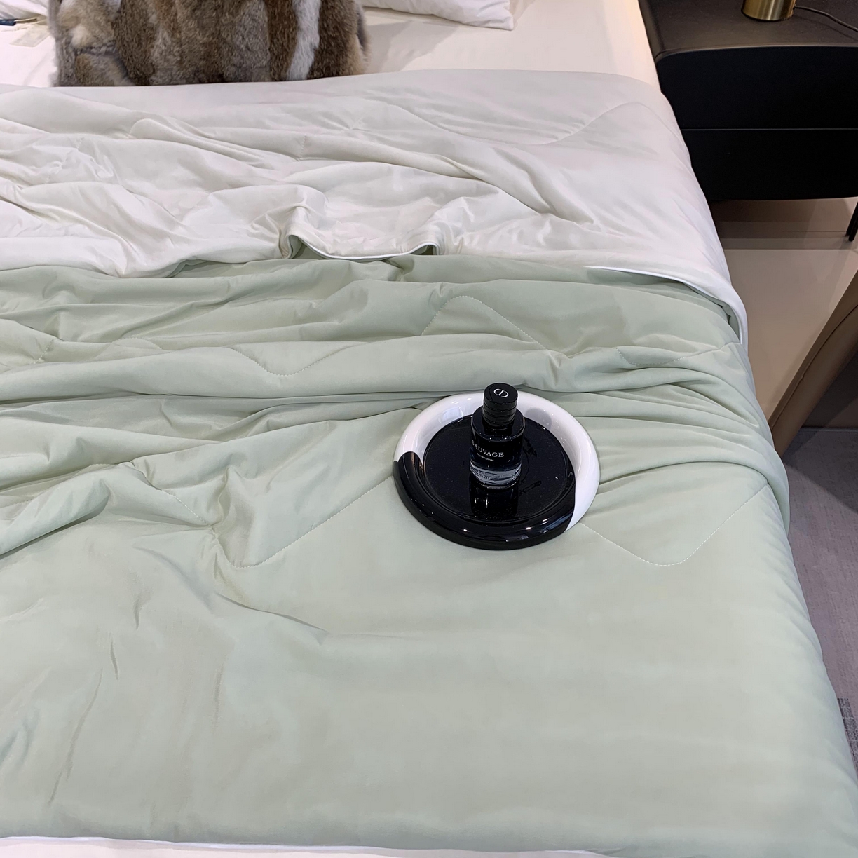 91家纺网 家纺一手货源 找家纺 2025新款小冰皮夏凉被锦纶氨纶面料空调夏被凉感丝单夏被空调被 薄荷奶绿