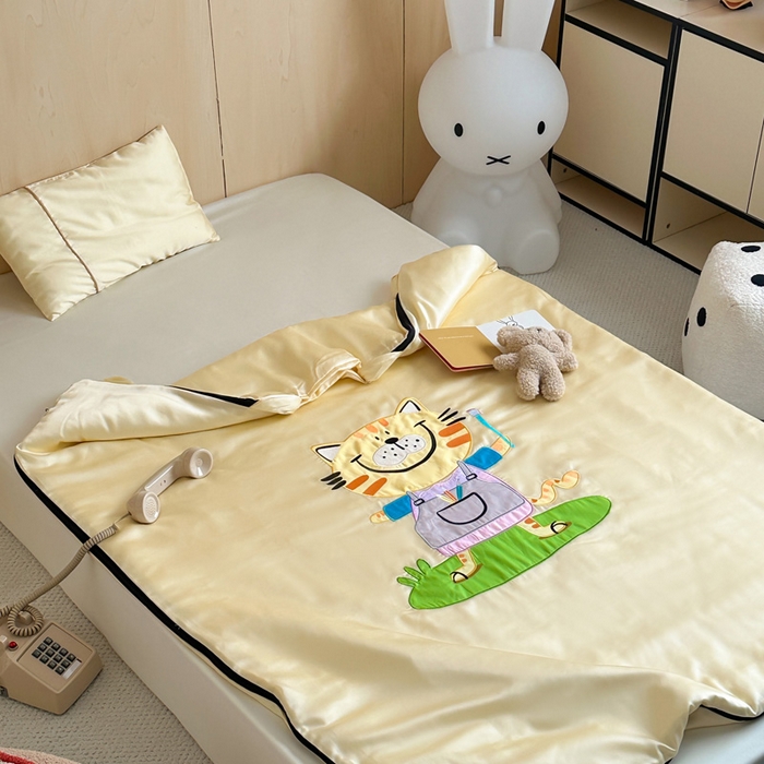 91家纺网 家纺一手货源 找家纺 （总）喜多兔儿童家纺 2025新款60S兰精天丝睡袋防踢被