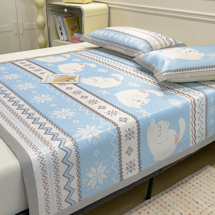 91家纺网 家纺一手货源 找家纺 摩妮卡 2025小清新数码冰丝席 碳光席三件套 蓝调喵影