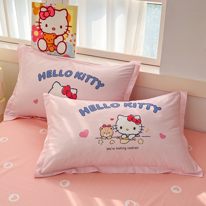 91家纺网 家纺一手货源 找家纺 博雅 2025新款三丽鸥全棉大版单枕套 小熊KT猫