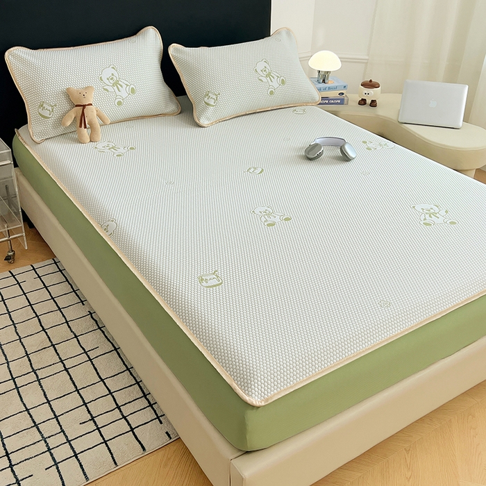 91家纺网 家纺一手货源 找家纺 梦舒羽 2025新款凉豆豆凉席-床笠款 凉豆豆-小熊绿