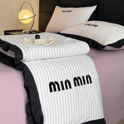 91家纺网 家纺一手货源 找家纺 （总）苏源家居 2025新款亲肤棉刺绣夏被四件套-线条系列