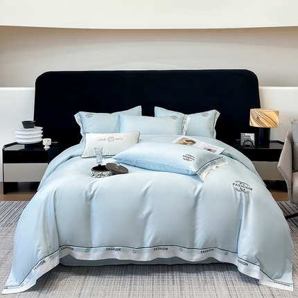 91家纺网 家纺一手货源 找家纺 黄鹂鸟 2025新款A类100%莱赛尔天丝刺绣四件套-香奈系列【高档礼盒包装可提供买家秀 】 香奈系列-清爽兰