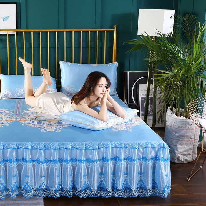 91家纺网 家纺一手货源 找家纺 情恒家纺2025新款床裙款冰丝布艺软凉席三件套 欧美风情