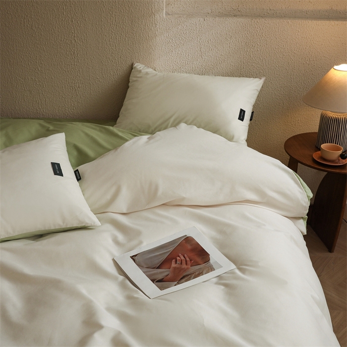 91家纺网 家纺一手货源 找家纺 启程2025新款全棉纯色双拼无印风四件套 奶白+草绿