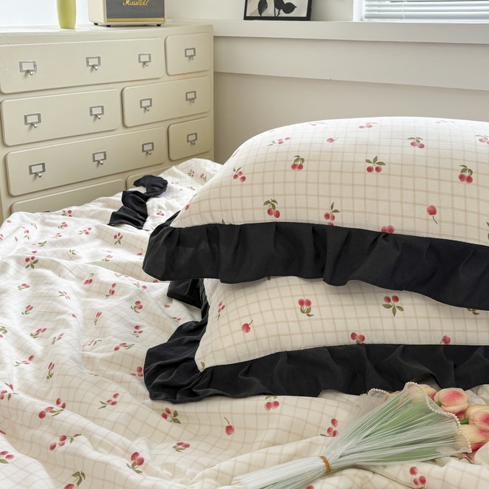 91家纺网 家纺一手货源 找家纺 （总）老K (原美阁） 2025新款 法式黑边夏被四件套赫本风空调被四件套