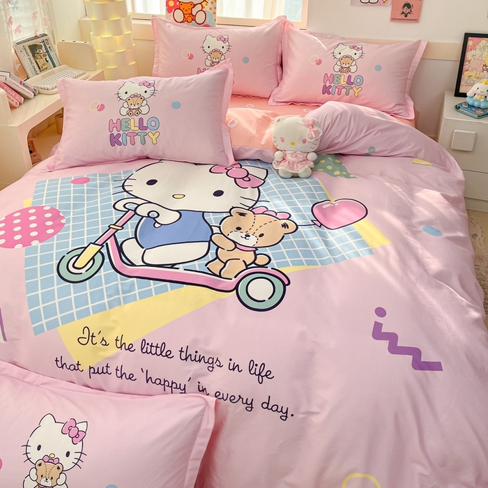 91家纺网 家纺一手货源 找家纺 博雅 2025新款三丽鸥全棉大版单枕套 滑板KT猫