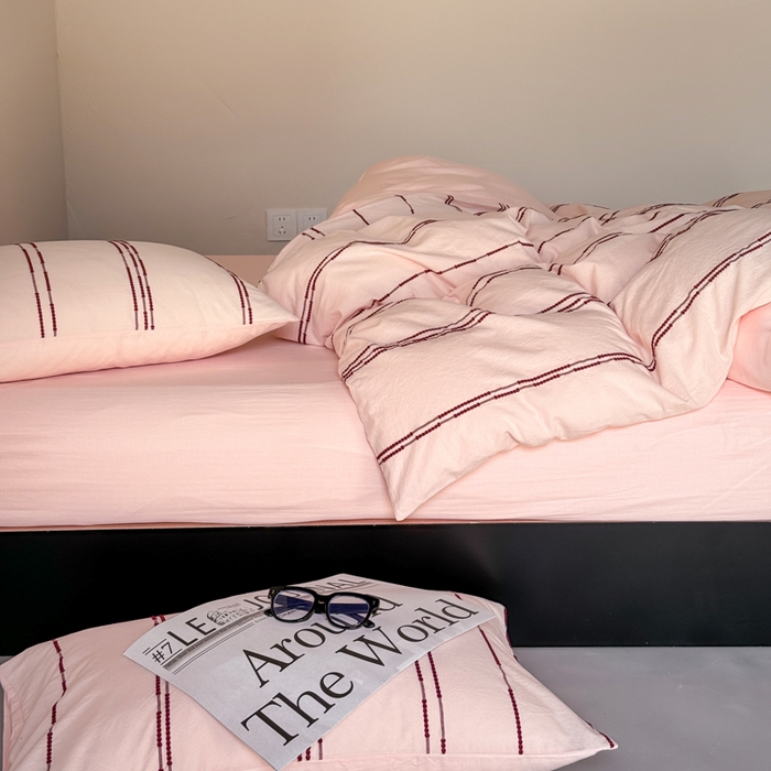 91家纺网 家纺一手货源 找家纺 山舍家居 2025新款全棉纯棉色织提花四件套-弗洛伦萨的落日 弗洛伦萨的落日-落日红