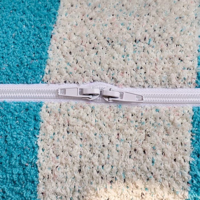 91家纺网 家纺一手货源 找家纺 （总）暖绵绵家纺 2025新款慕樱同款抱枕（含芯）