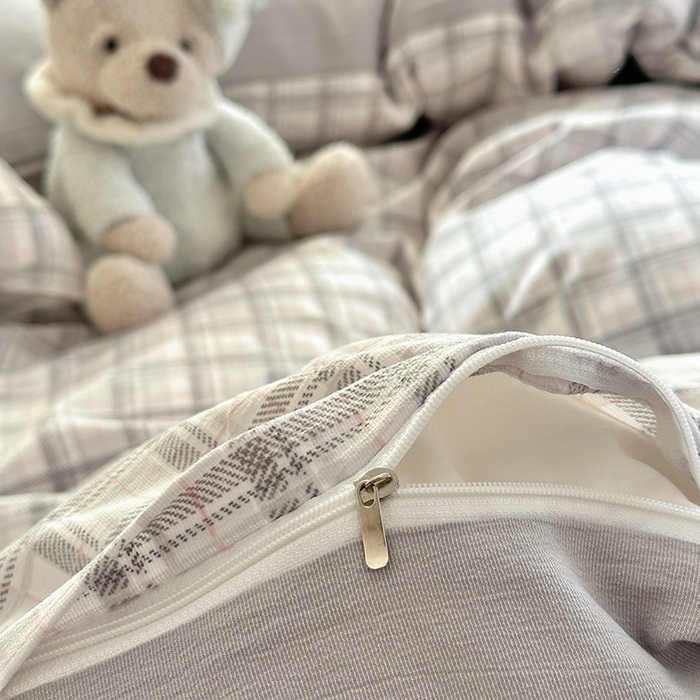 91家纺网 家纺一手货源 找家纺 玖明2025新款A类加厚柔软针织棉双层纱四件套 格纹经典