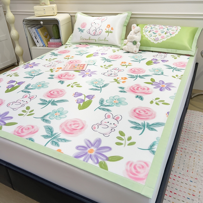 91家纺网 家纺一手货源 找家纺 摩妮卡 2025小清新数码冰丝席 碳光席三件套 缤纷兔语