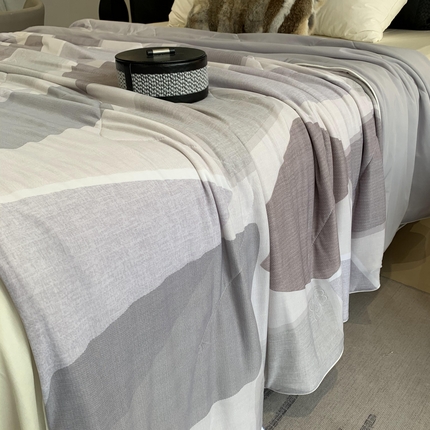 91家纺网 家纺一手货源 找家纺 （总）2025新款小冰皮夏凉被锦纶氨纶面料空调夏被凉感丝单夏被空调被