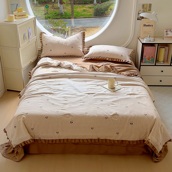 91家纺网 家纺一手货源 找家纺 欧尚 2025新款夏被四件套 格子樱桃