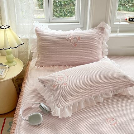 91家纺网 家纺一手货源 找家纺 （总）圣比熊 2025新款凉感冰豆豆凉席花边枕套宿舍一只装枕头套一对枕芯套