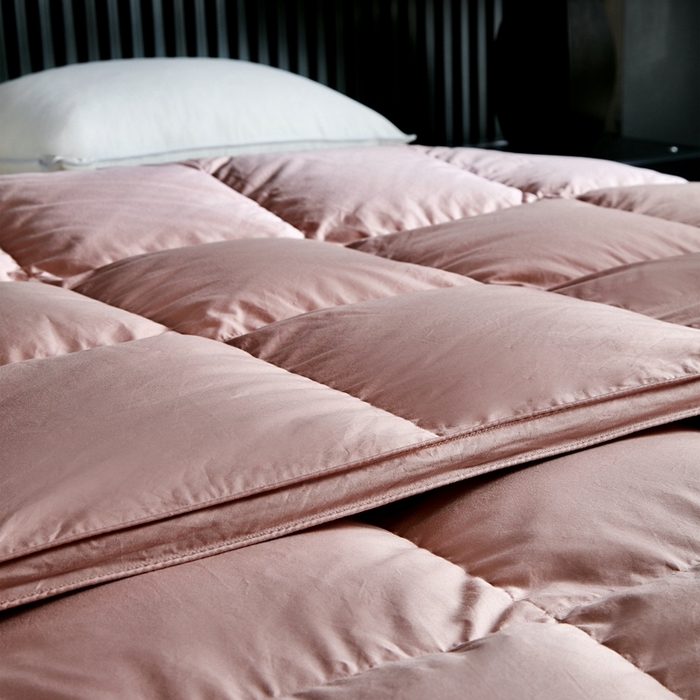 91家纺网 家纺一手货源 找家纺 御眠纺羽绒被壳 2025新款1全棉纯色全棉贡缎羽绒被羽绒被壳单层立体边 粉色