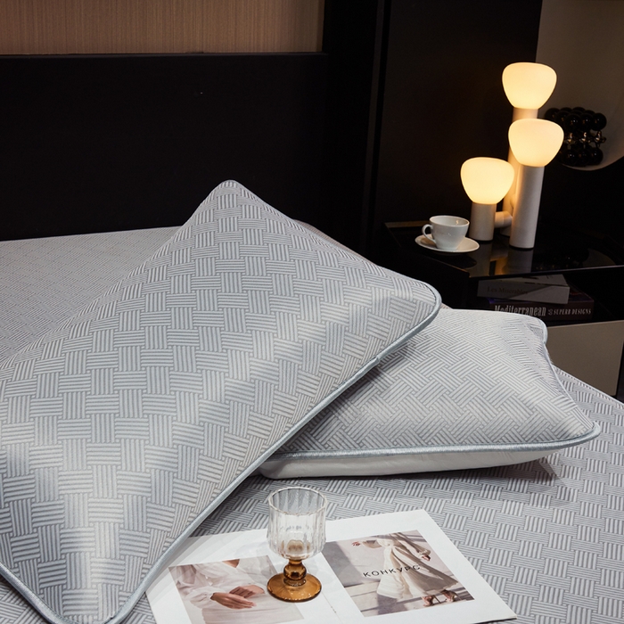 91家纺网 家纺一手货源 找家纺 999家纺 2025新款轻柔丝抗菌冰丝藤凉席（复合三明治款）宽包刺绣冰丝软席藤席 抗菌冰丝藤床笠-冰岛-星光灰