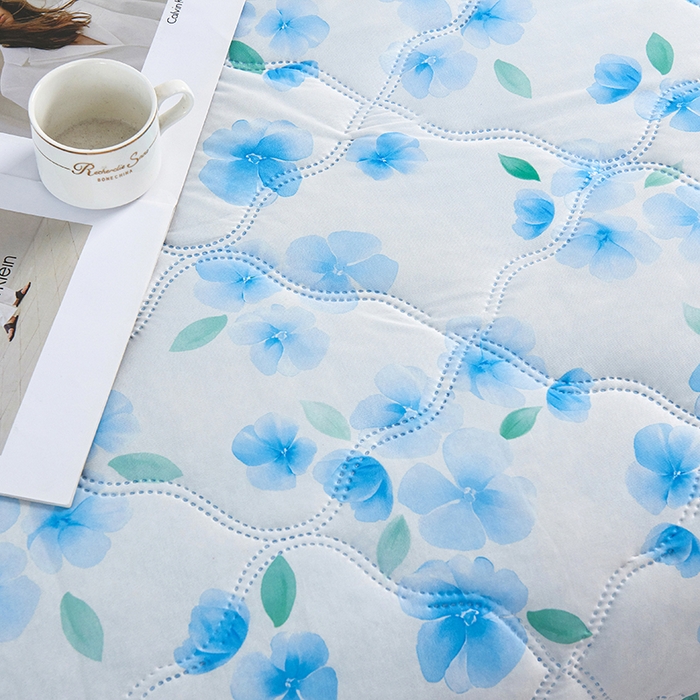 91家纺网 家纺一手货源 找家纺 被多多被业 2025新款凉感丝印花夏被夏凉被空调被 山茶花-蓝