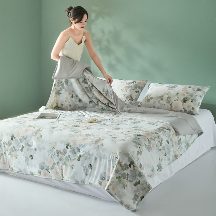 91家纺网 家纺一手货源 找家纺 2025春夏新款100%双面锦纶美式印花夏被凉感空调被 四季花城