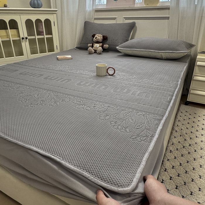 91家纺网 家纺一手货源 找家纺 金爱家 2025新款430克中分子豆豆席凉席席子 豆豆席-繁华灰