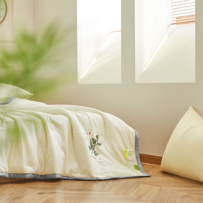 91家纺网 家纺一手货源 找家纺 欧雅搁2025纯色艾草驱蚊夏凉被 奶油黄