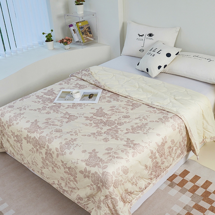 91家纺网 家纺一手货源 找家纺 被多多被业 2025新款凉感丝印花夏被夏凉被空调被 复古花