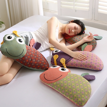 91家纺网 家纺一手货源 找家纺 蔻眠 2025小蜜蜂-全棉双层纱儿童荞麦枕芯成人卡通学生枕头 主图