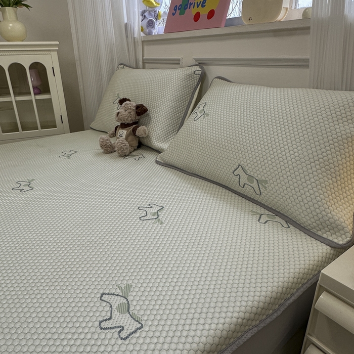 91家纺网 家纺一手货源 找家纺 （总）金爱家 2025新款430克中分子豆豆席凉席席子