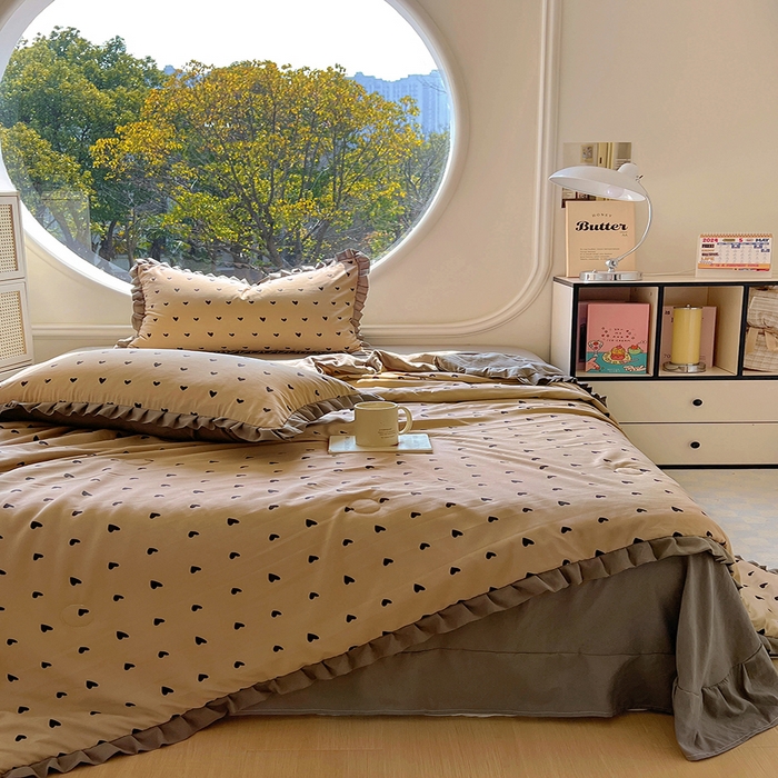 91家纺网 家纺一手货源 找家纺 欧尚 2025新款夏被四件套 灰爱心