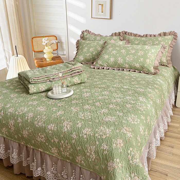 91家纺网 家纺一手货源 找家纺 梦柏 2025新款韩版双层纱夹棉绗缝床盖夏被四件套 绿野仙踪