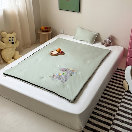 91家纺网 家纺一手货源 找家纺 （总）喜多兔儿童家纺 2025新款萌宝系列40S纯棉夏季睡袋防踢被