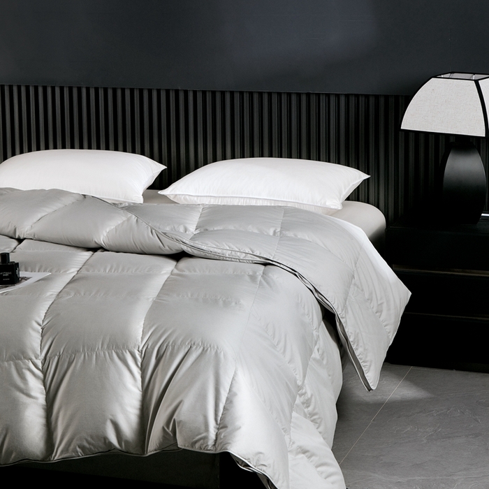 91家纺网 家纺一手货源 找家纺 御眠纺羽绒被壳 2025新款1全棉纯色全棉贡缎羽绒被羽绒被壳单层立体边 灰色