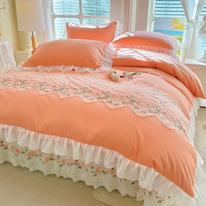 91家纺网 家纺一手货源 找家纺 大麦家纺2025新款年新款亲肤花边款床盖四件套  甜心小姐-落日橘