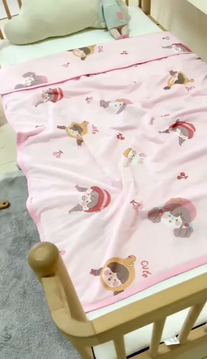 91家纺网 家纺一手货源 找家纺 嗨生活2025年儿童夏被 幼儿园夏被 凉感丝夏被 俏皮女孩